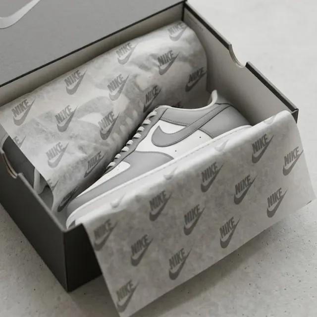 Пакувальний калькований папір Nike (тишью) для взуття, 320×800 мм